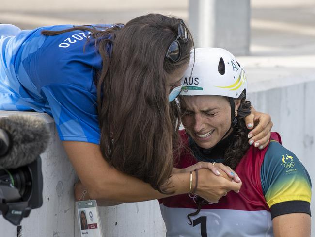 Jess Fox wins gold in the women’s canoe final at the Kasai Canoe Slalom Centre in Tokyo. Picture: Alex Coppel