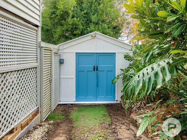 A "charming" Bardon rental listed for $350 a week. Picture: realestate.com.au