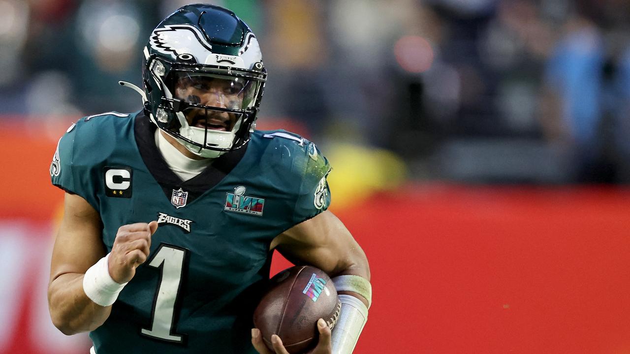 Jalen Hurts: Quarterback signs record-breaking five-year extension with  Philadelphia Eagles; reportedly highest-paid player in NFL history