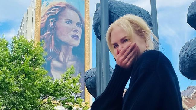 Nicole Kidman and the mural that was painted of her in Kings Cross. Picture: Instagram