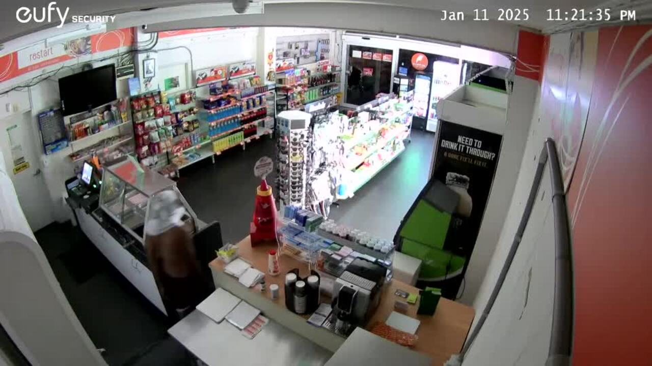 Kids busts into Bentley Park servo in Cairns to steal chocolate