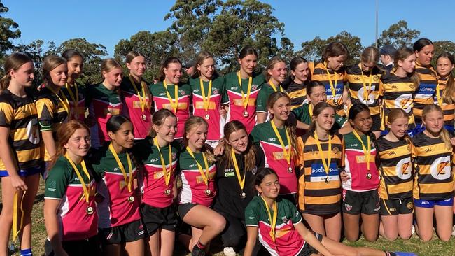 The under 14s girls played a three way grand final to decide their Sydney Juniors competition.