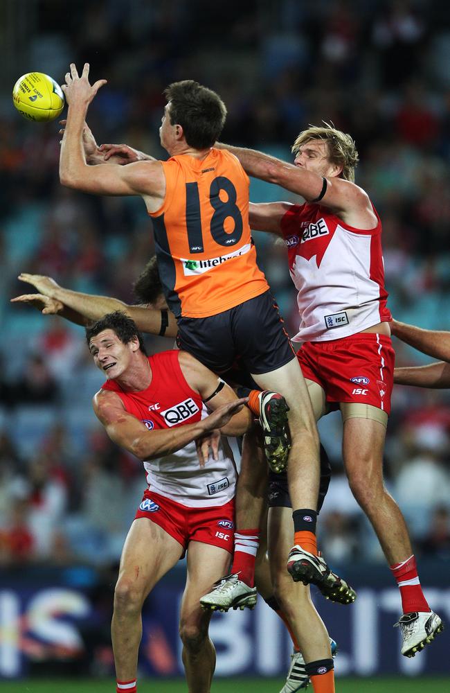 Jeremy Cameron flies high on debut.