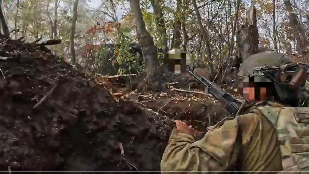 Footage shows Aussies fighting in Ukraine.