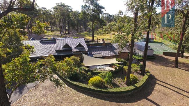 The Kenthurst property in 2018, before renovations.