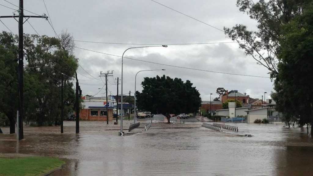 Flooding begins in Dalby | The Courier Mail