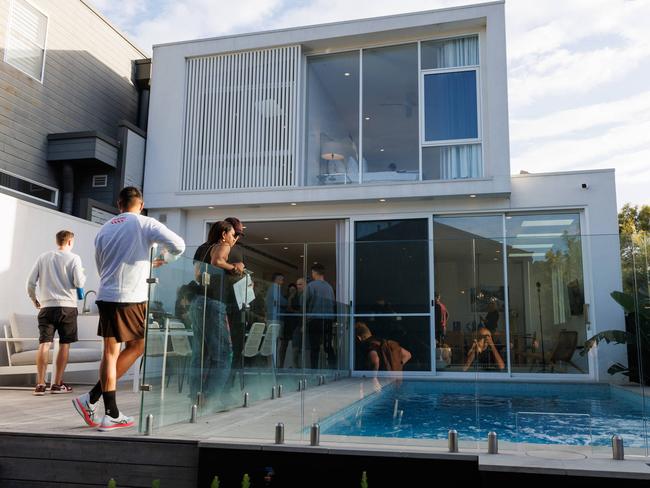 DAILY TELEGRAPH MARCH 23, 2024Auction at 3, Temple Street, Stanmore with Auctioneer Damien Cooley. The house went under the hammer for 4.555,000 million dollars. Picture: David Swift