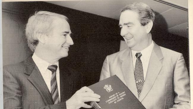 Tony Fitzgerald QC with premier Mike Ahern handing down the report of the Commission of Inquiry.