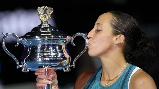 MELBOURNE, AUSTRALIA - JANUARY 25: Madison Keys of the United States poses with the Daphne Akhurst Memorial Cup after the Women's Singles Trophy Presentation following the Women's Singles Final against Aryna Sabalenka during day 14 of the 2025 Australian Open at Melbourne Park on January 25, 2025 in Melbourne, Australia. (Photo by Clive Brunskill/Getty Images)