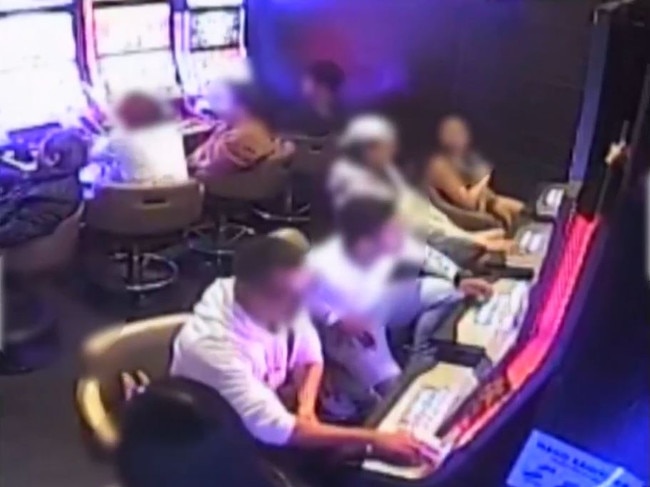 Criminals are pouring billions of dollars of dirty money into NSW poker machines hooked as gambling addicts. Picture: Sixty Minutes