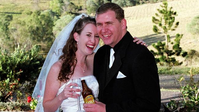 Geoff Habel and Anne-Marie McDonald on their wedding day on September 17, 2005 - Pic: Tim Conner Photografix