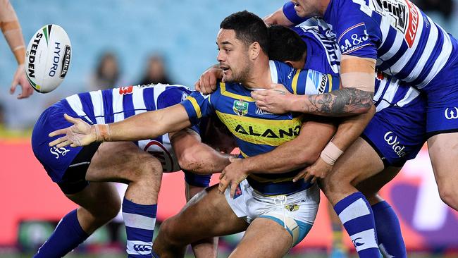 Hayne appears to have but his troubles behind him. (AAP Image/Dan Himbrechts)