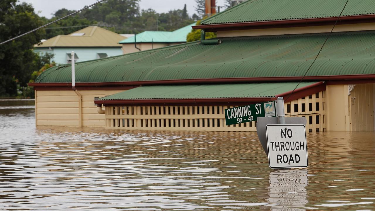 The Flooded Pelican &amp; Canning Street in North Ipswich , Wednesday 12, 2011.