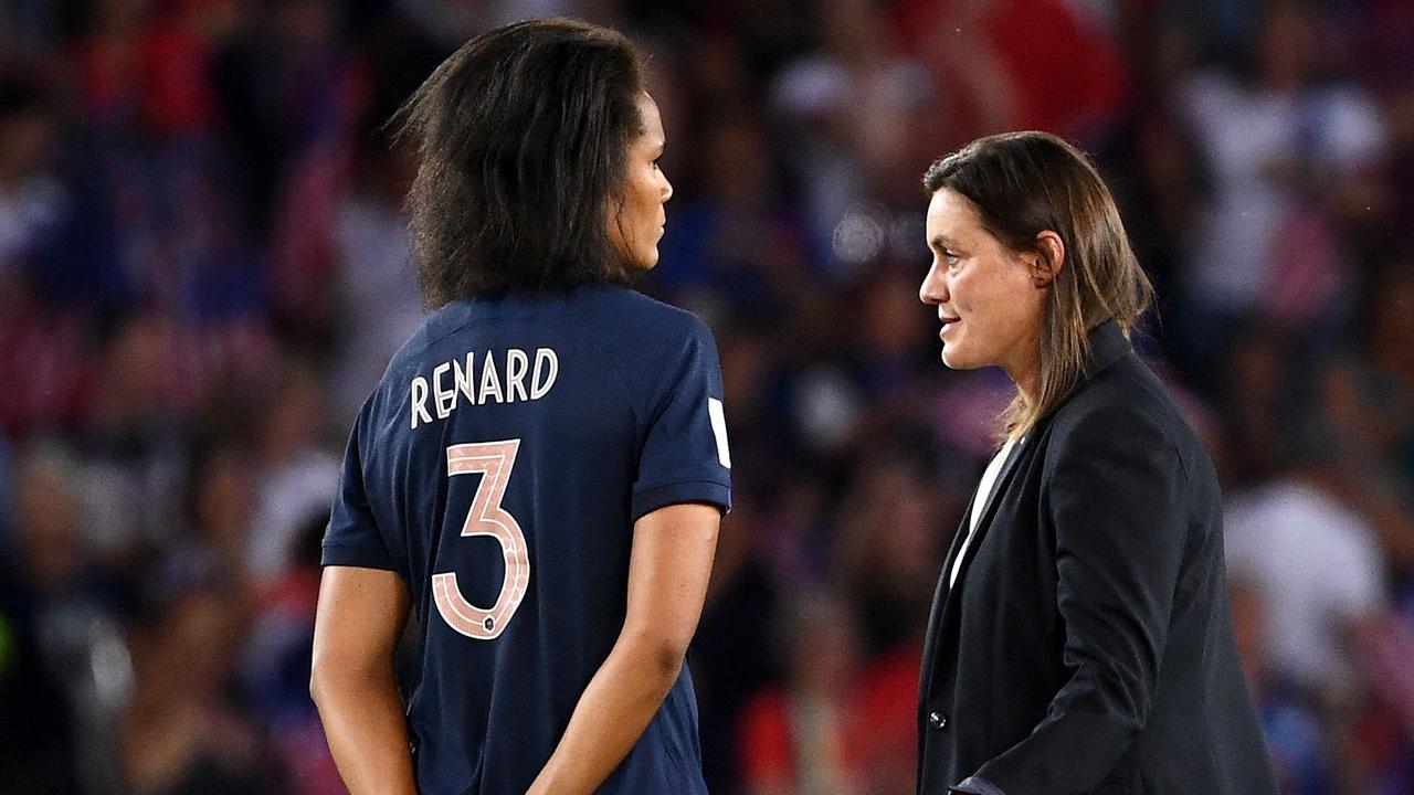 (FILES) In this file photo taken on June 29, 2019, France's defender Wendie Renard (L) reacts next to France's head coach Corinne Diacre (C) at the end the France 2019 Women's World Cup quarter-final football match between France and USA, at the Parc des Princes stadium in Paris. – Corinne Diacre, whose position has been weakened by a rebellion of the best French players, was dismissed on March 9, 2023, as coach of the French women's football team, the French Football Federation (FFF) announced at the end of a meeting of its executive committee, four and a half months before the World Cup. (Photo by FRANCK FIFE / AFP)