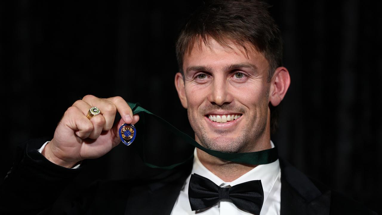 Mitch Marsh poses with the Allan Border Medal during the 2024 Cricket Australia Awards. (Photo by Jonathan DiMaggio/Getty Images for Cricket Australia)