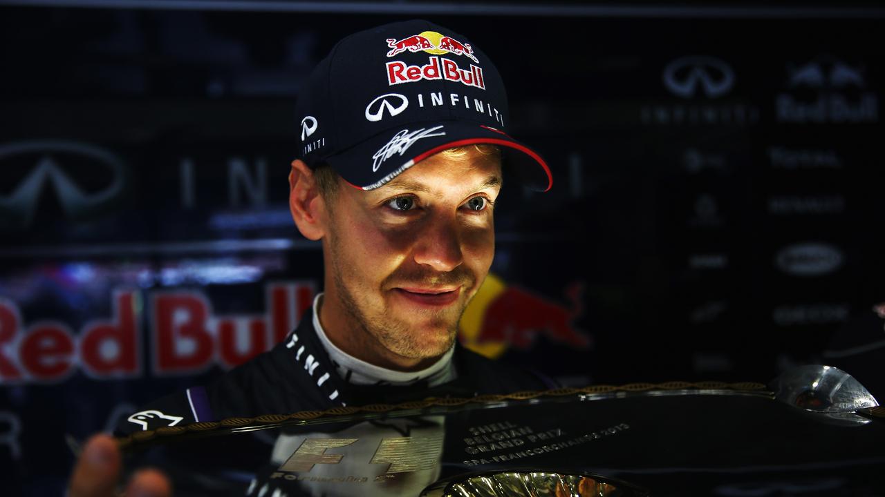 ‘Sebastian adalah yang paling lengkap’: Mantan insinyur Red Bull membuat panggilan besar ke Verstappen;  FIA meluncurkan tindakan keras terhadap media sosial
