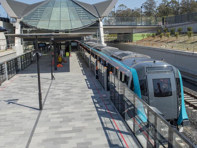 Premier Gladys Berejiklian and Minister for Transport and Infrastructure Andrew Constance inspected the completed Tallawong Metro Station at Rouse Hill today.