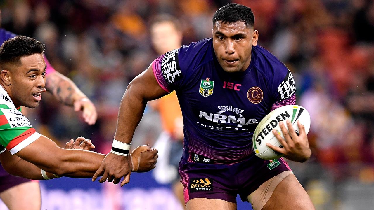 Tevita Pangai Jr will re-sign with the Broncos on a 12-month deal.