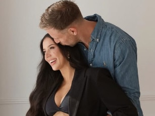 Crow Brodie Smith and wife Lisa expecting their first child in August. Pics: Instagram.