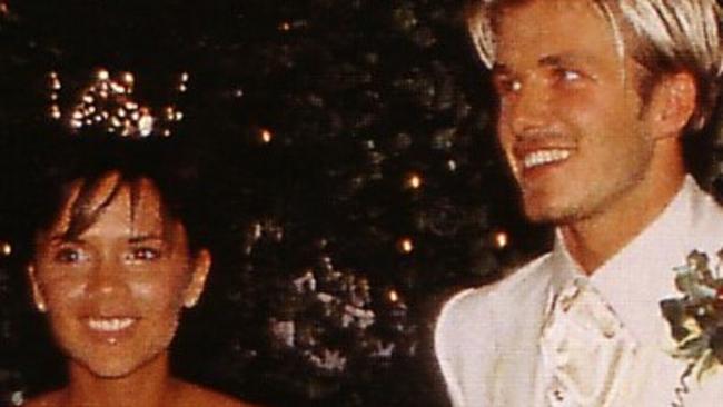 David, Victoria Beckham wedding: Former soccer star regrets his outfit ...