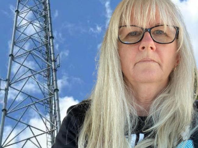 The owner of a pub in the heart of Nanango is outraged after losing an estimated $15,000 of business in five days during the repairs of a nearby Telstra 4G tower.