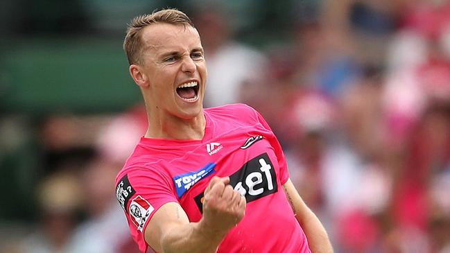 Sixers' Tom Curran celebrates his wicket of Renegade's Nathan McSweeney out lbw during the BBL match between the Sydney Sixers and Melbourne Renegades at the SCG. Picture. Phil Hillyard