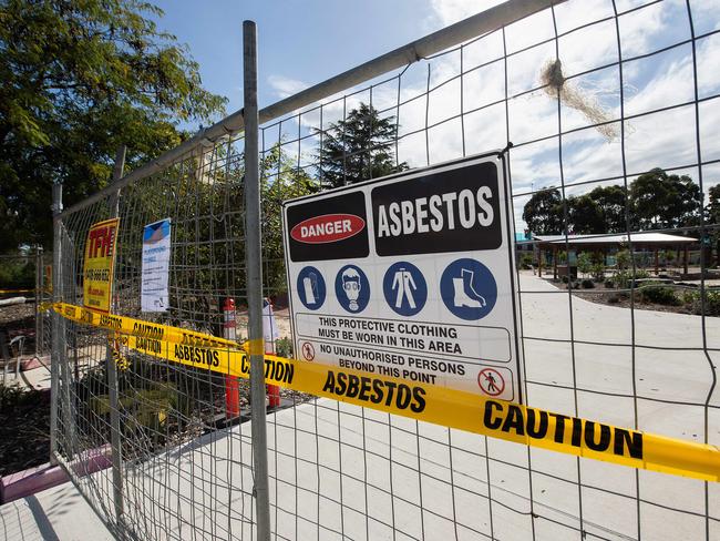 MELBOURNE AUSTRALIA - Newswire Photos APRIL 4TH 2024 : The Donald McLean Reserve playground in Spotswood, has been taped off by council, after a parent discovered asbestos and building materials in the mulch.  PICTURE : NCA Newswire / Nicki Connolly