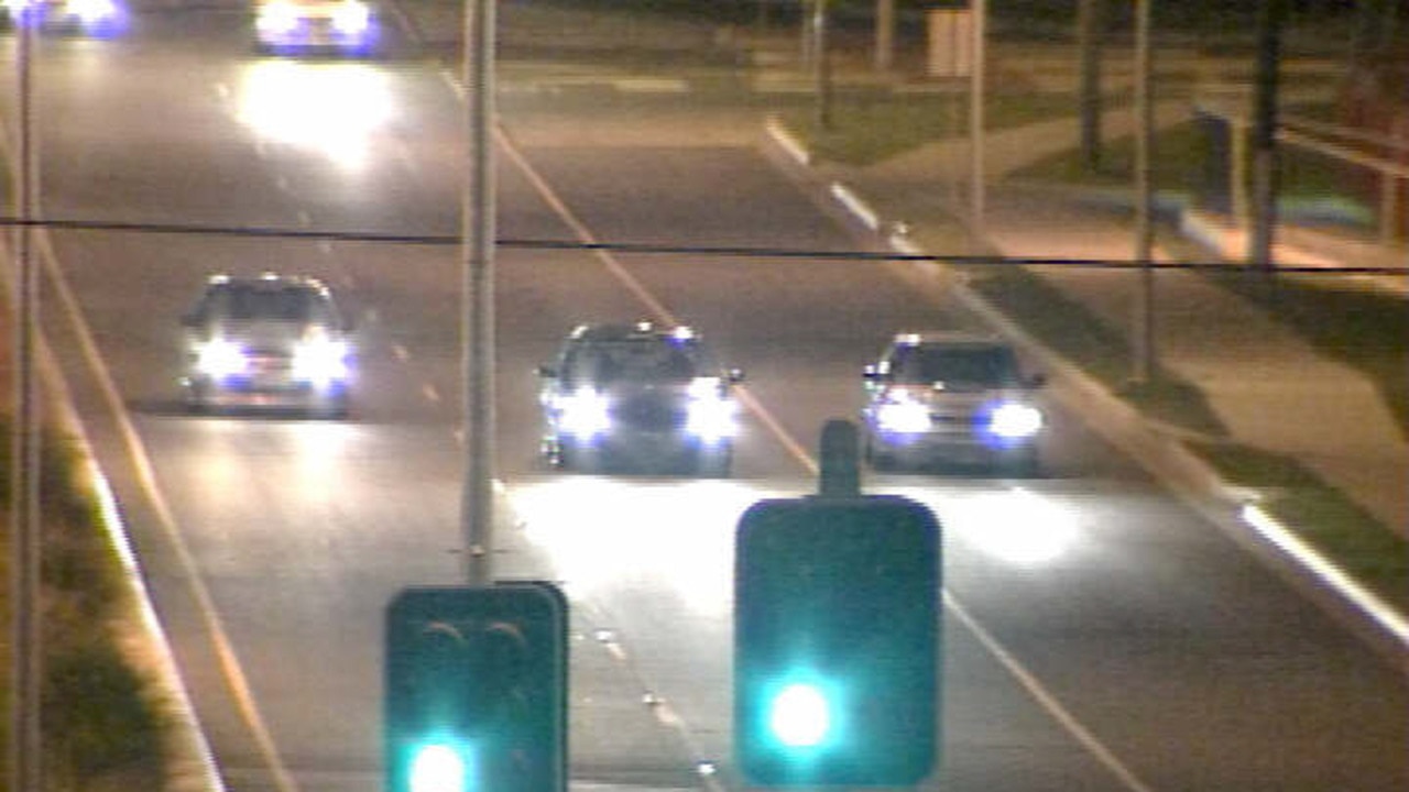 Cars race on Gold Coast road