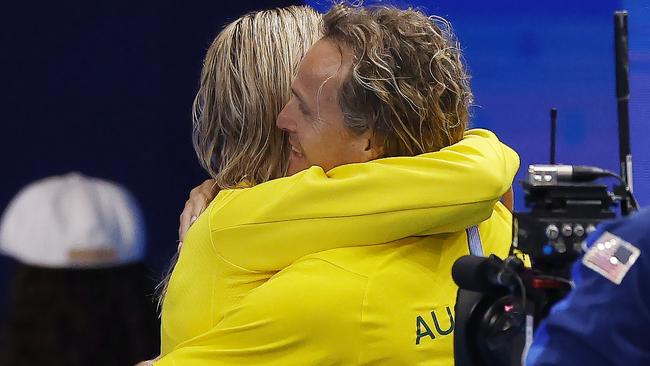 St Peters legends - Ariane Titmus with her coach Dean Boxall after the presentation of the 400m in Paris. Pic: Michael Klein