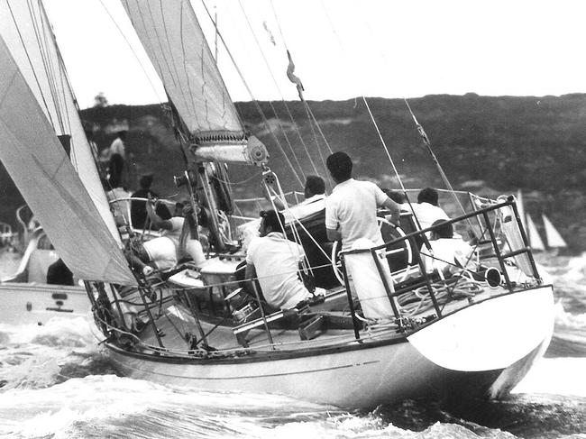 Fidelis starts the Sydney to Hobart Yacht race in 1966.