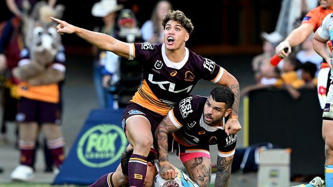 Reece Walsh disputes a call by the referee. Picture: Bradley Kanaris/Getty Images