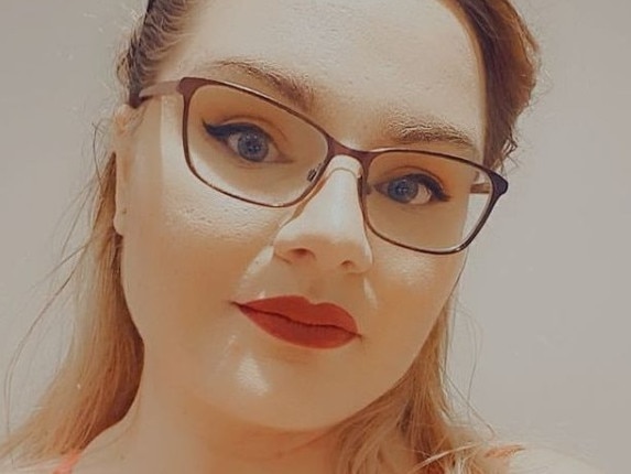 Emily, a 29-year-old influencer from Brisbane, goes by the handle @aussiedebtfreegirl and shares her advice on tips on how to become debt free. Picture: Supplied