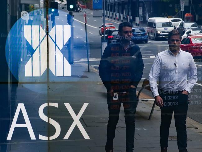 SYDNEY, AUSTRALIA - Newswire Photos- October 10, 2022: A general view of members of the public walking past the ASX in Sydney. Picture: NCA Newswire/ Gaye Gerard