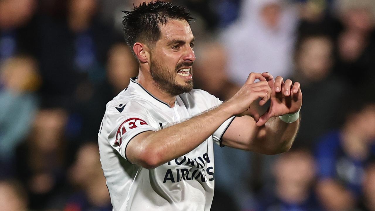 Victory storm into A-League decider