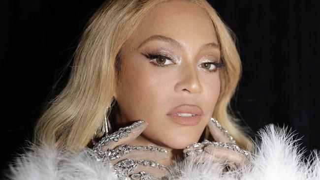 Beyoncé surprise announces her new album, Act II, in the middle of the Super Bowl