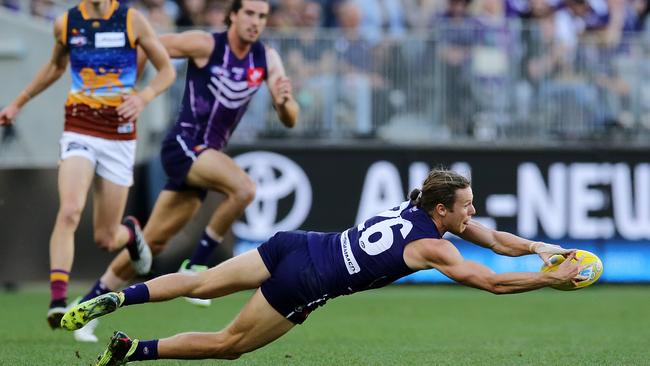 The Dockers’ Ed Langdon takes a mark in the weekend game vs the Brisbane Lions. Picture: Getty Images)