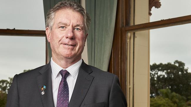 Fourth top college principal quits Adelaide school