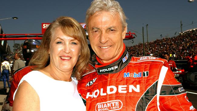 Peter Brock with his then wife Bev during his last V8 Supercar race in Bathurst. Picture: AFP