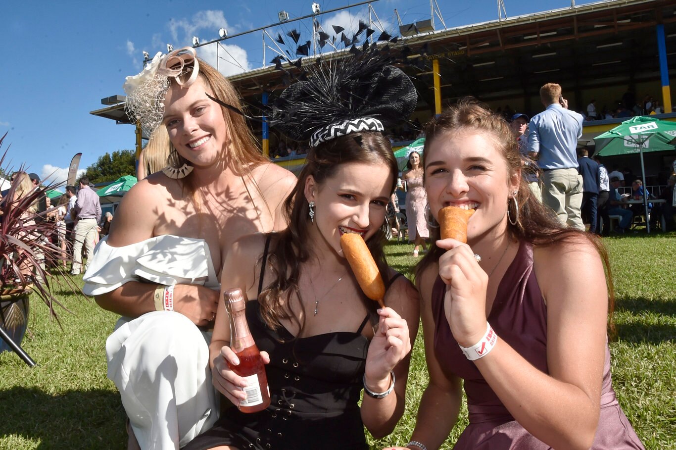 Caitlin Bates, Isabelle Heinrichs, Beth Eldridge Clifford Park 2019 Weetwood race day. April 2019. Picture: Bev Lacey