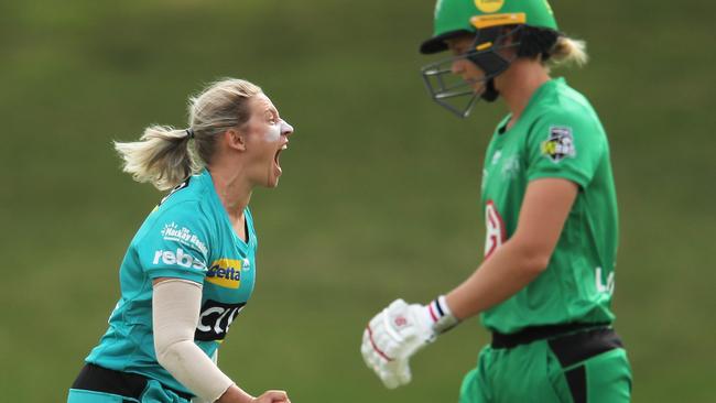 Delissa Kimminces celebrates taking the wicket of Meg Lanning. Picture: Matt King/Getty Images