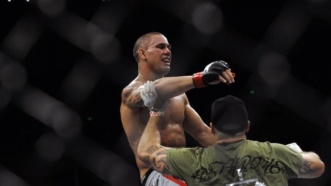 Te Huna knocked out Igor Porkrajac in his UFC debut.