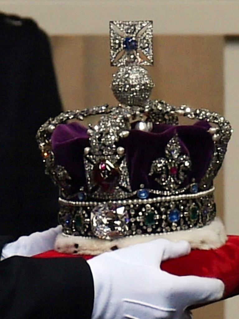 The Crown Jewels: The Priceless Artefacts Owned By The Royal Family, Royal  Jewels
