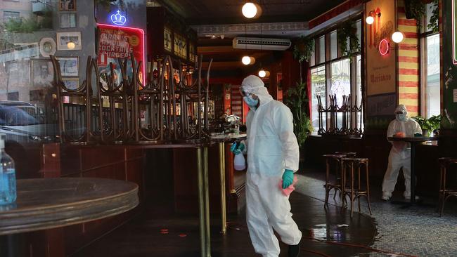 Harpoon Harry's in Surry Hills is closed for cleaning after a Covid-19 case was traced to the hotel. Picture: David Swift