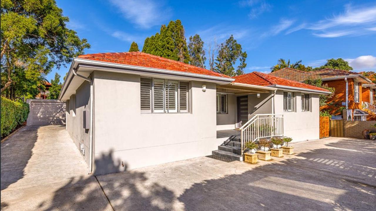 This home on Adam St in Ryde was first listed at $1150 rent per week but the price was later dropped to $1050.