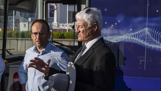 CANBERRA, AUSTRALIA - NewsWire Photos FEBRUARY 15, 2022: Adam Bandt MP, Bob Katter MP travel to parliament in an Australian-made Electric bus, Canberra. Picture : NCA NewsWire / Martin Ollman
