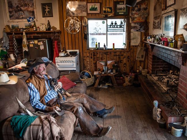 Inside Ken Connelly’s humble mountain cottage. Picture: Jason Edwards