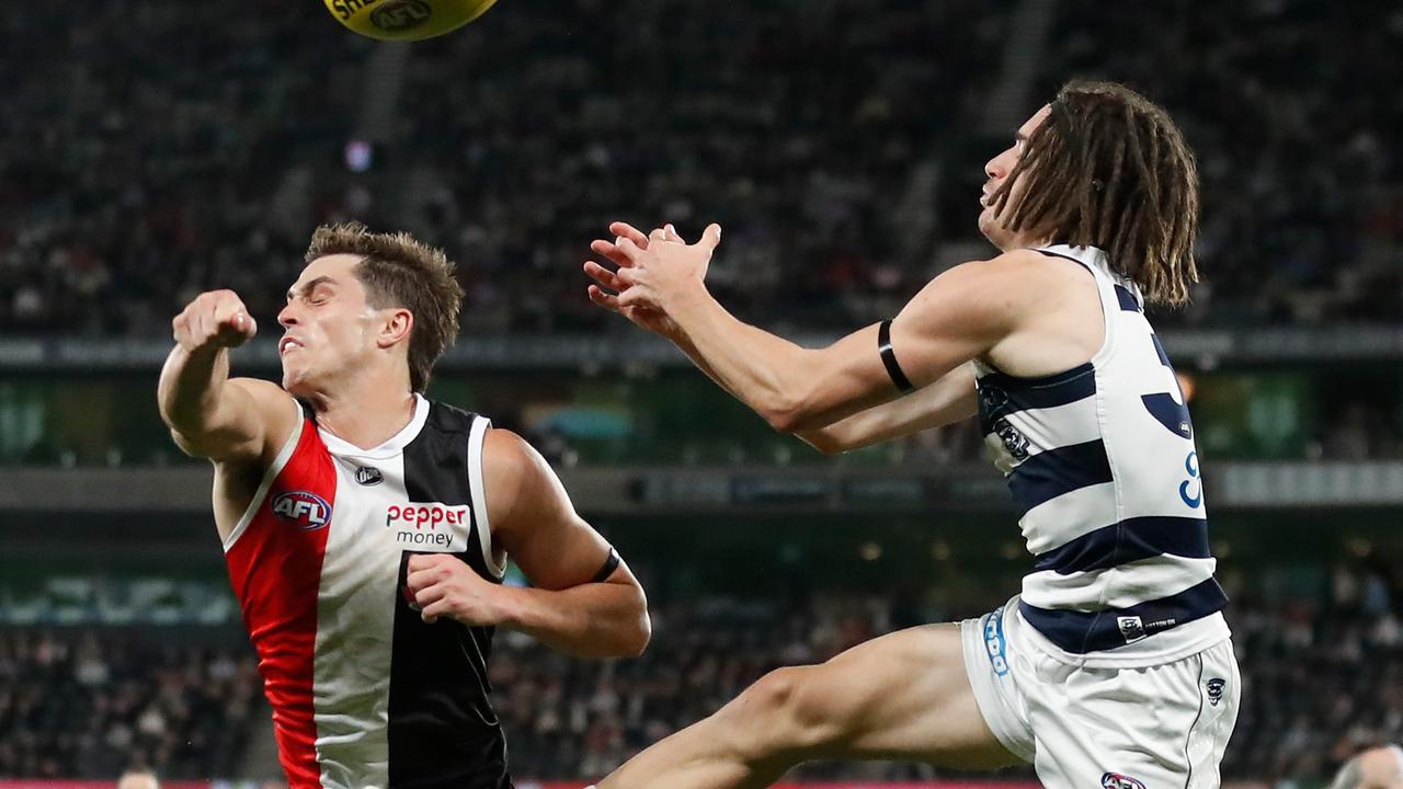 Jack Steele spoils the marking attempts by Gryan Miers. Picture: Michael Willson/AFL Photos via Getty Images
