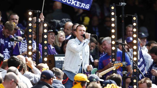 Ian Kenny from Birds of Tokyo performing before the 2013 grand final. Picture: Michael Klein