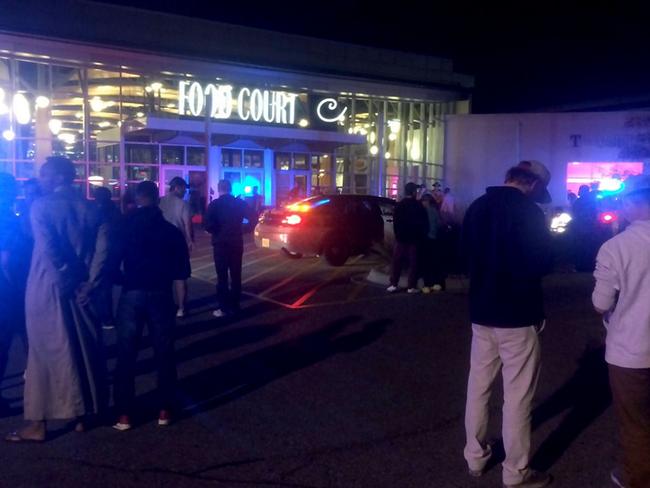 Eight people were injured in a Minnesota mall stabbing. Picture: Youtube/KSTP5TV.