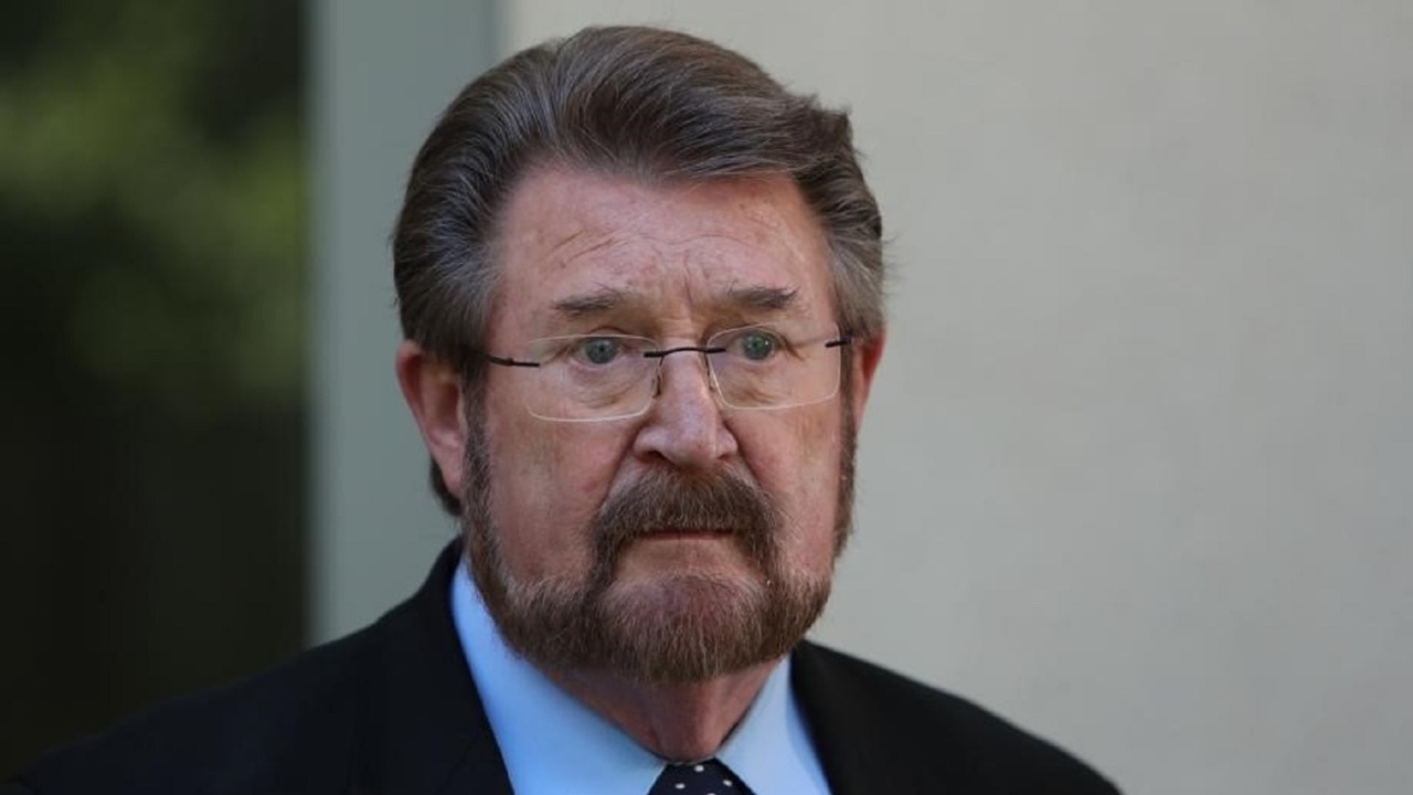 Hinch backs Labor on medivac bill